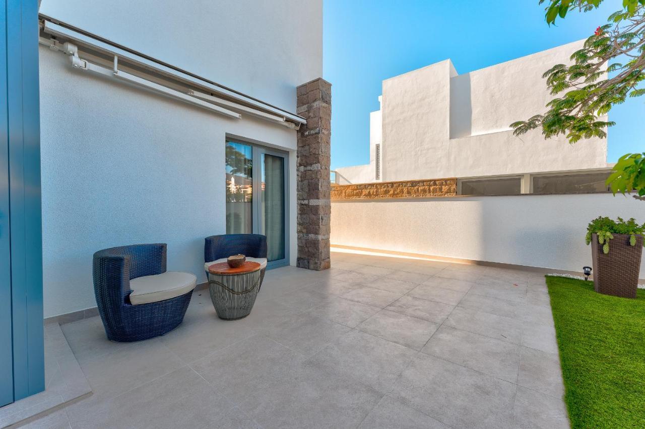El Duque Private Lux Villa Адехе Екстериор снимка