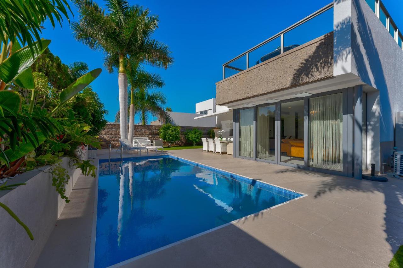 El Duque Private Lux Villa Адехе Екстериор снимка