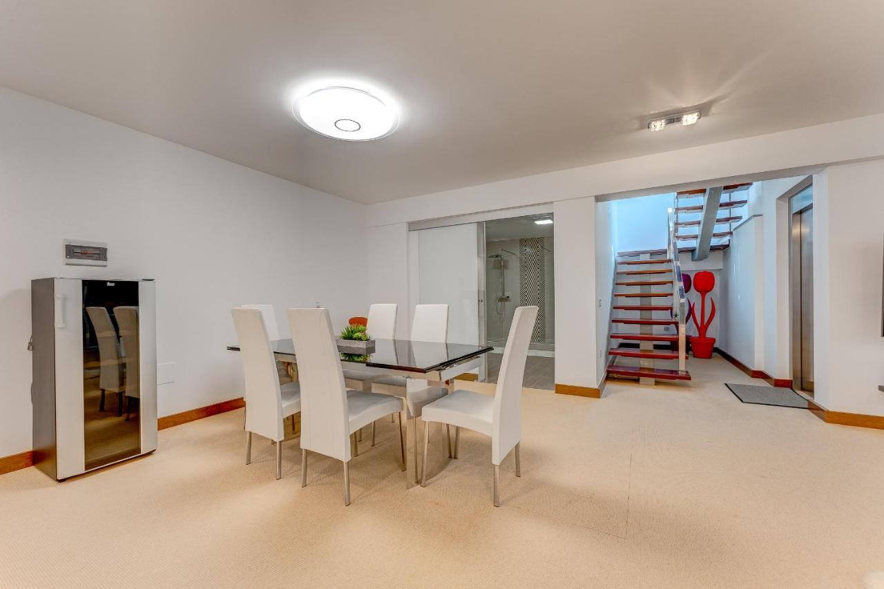 El Duque Private Lux Villa Адехе Екстериор снимка